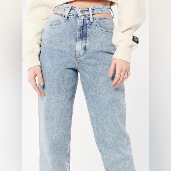 Hollister Social Tourist Denim - Hollister Co. Jeans side cutout